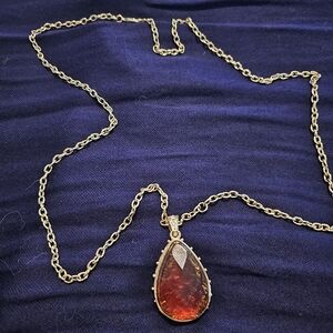 Elegant Gold Chain Necklace with Amber Pendant